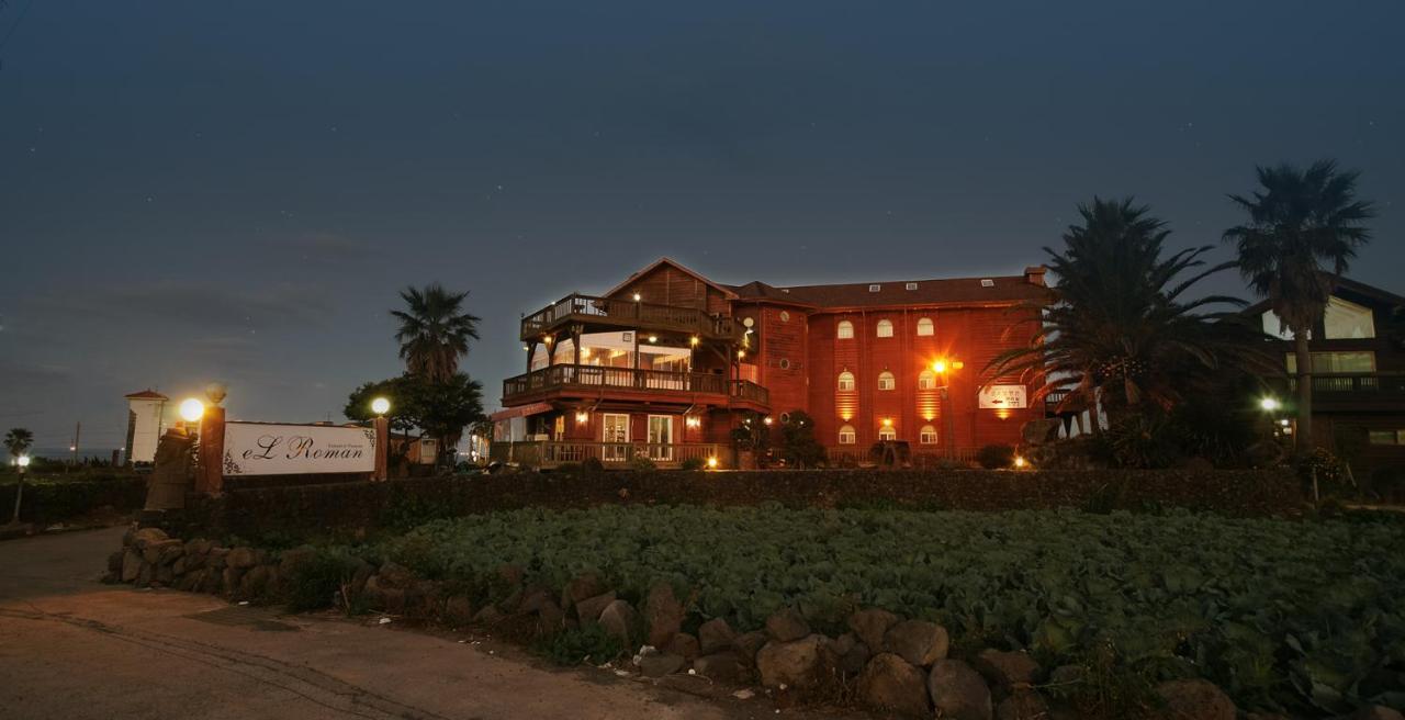 Elroman Pension Jeju Exterior photo